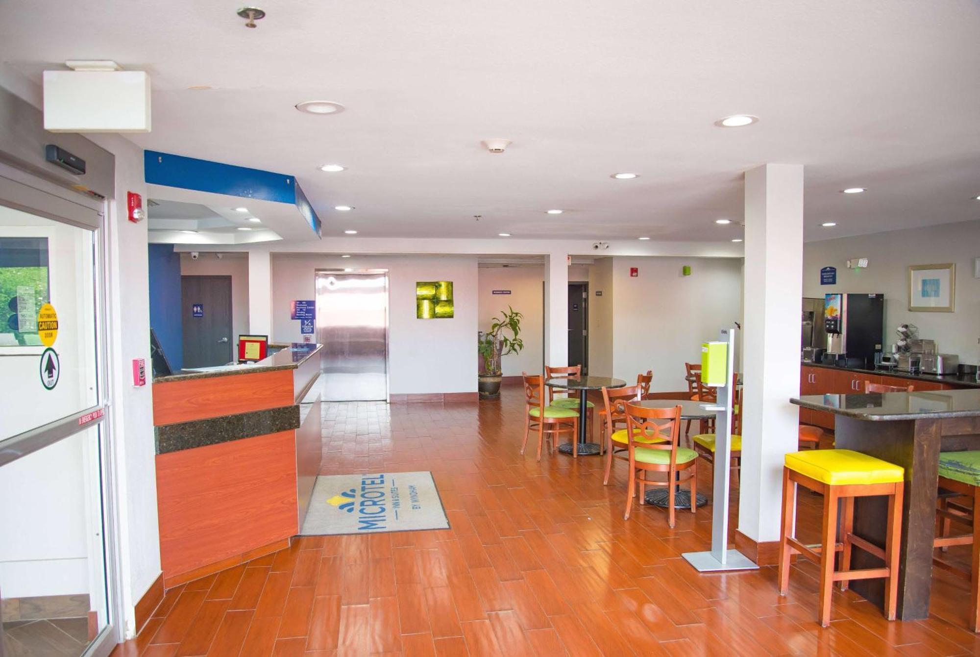 Microtel Inn & Suites By Wyndham Daphne Zewnętrze zdjęcie